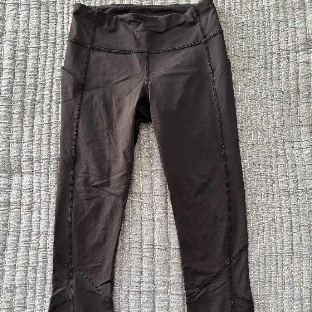 Lululemon "All the Right Places Crop II 23 inches" - Black - size 4